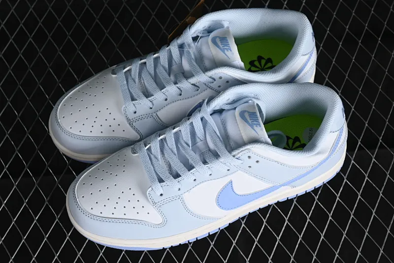 All categories Nk SB Dunk series Nk SB Dunk Low low-top sneakers Nk Dunk Low "Blue Tint" small fresh blue SB low-top casual sneakers DD1873-400